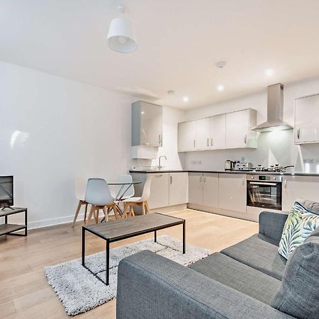 Modern, City Living Apartments- Private Parking 牛津 外观 照片