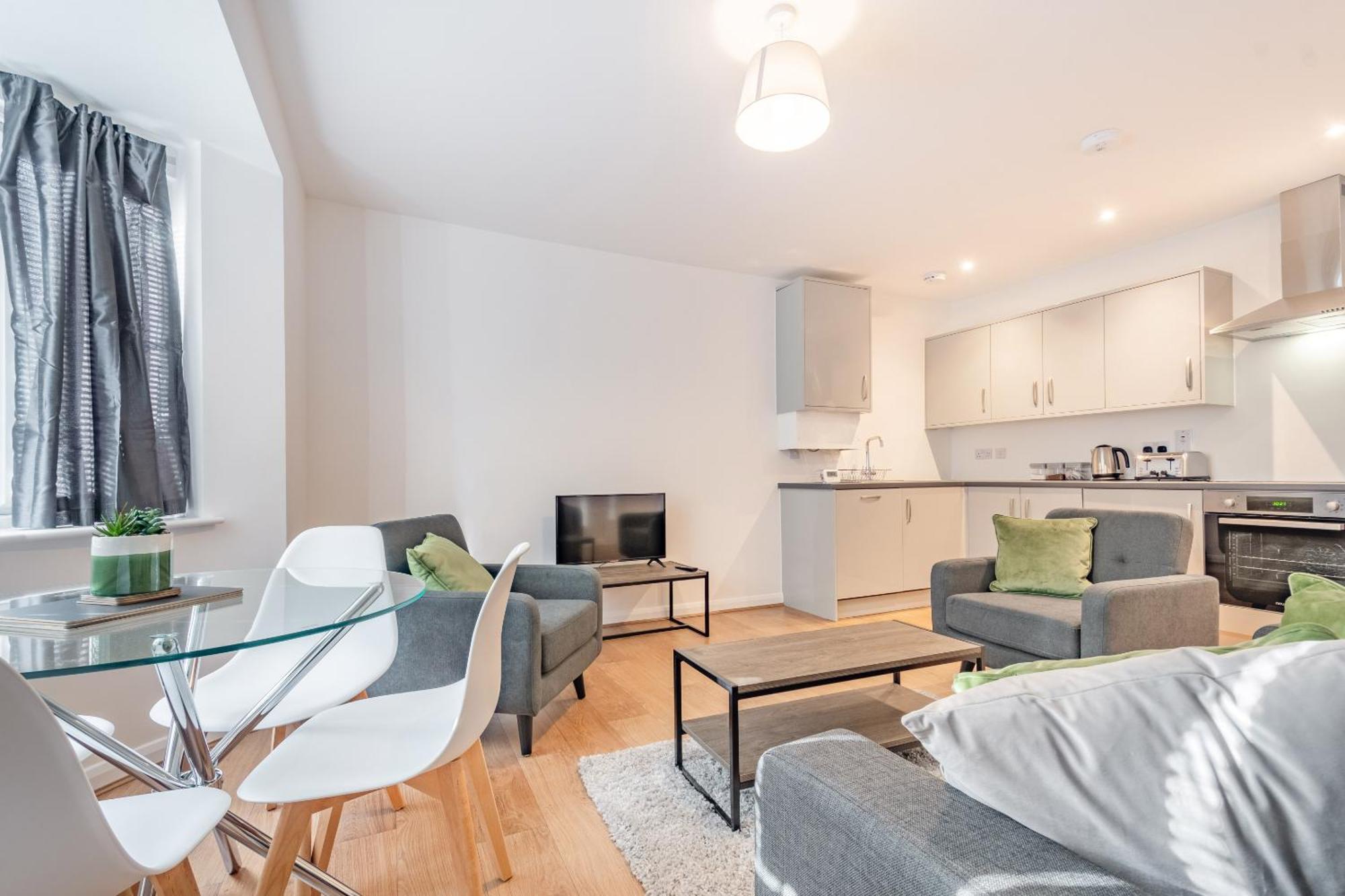 Modern, City Living Apartments- Private Parking 牛津 外观 照片