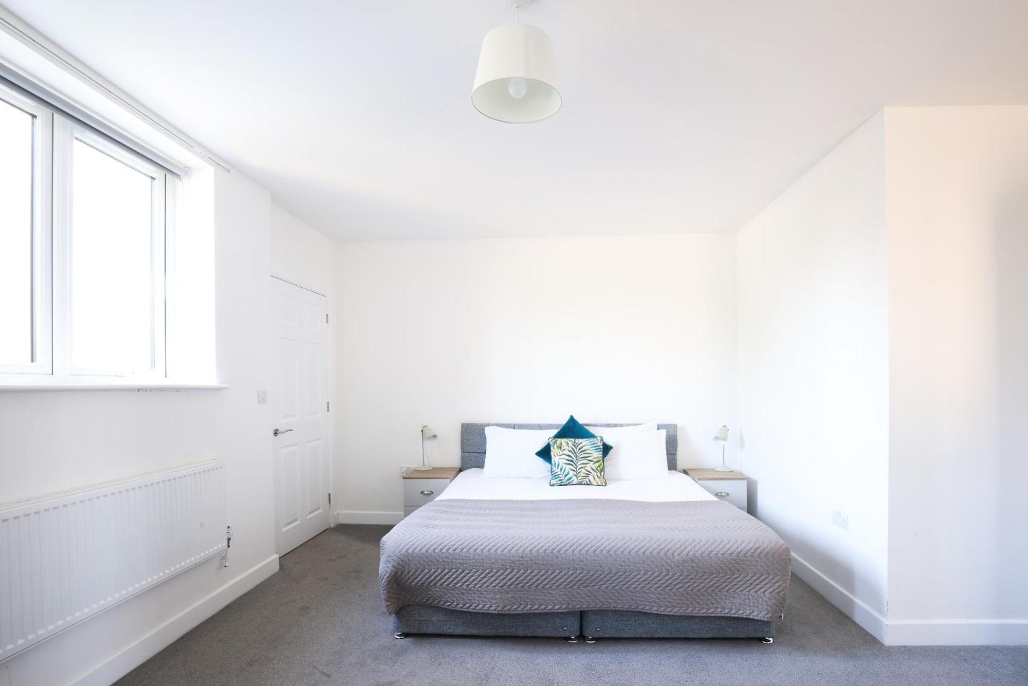 Modern, City Living Apartments- Private Parking 牛津 客房 照片